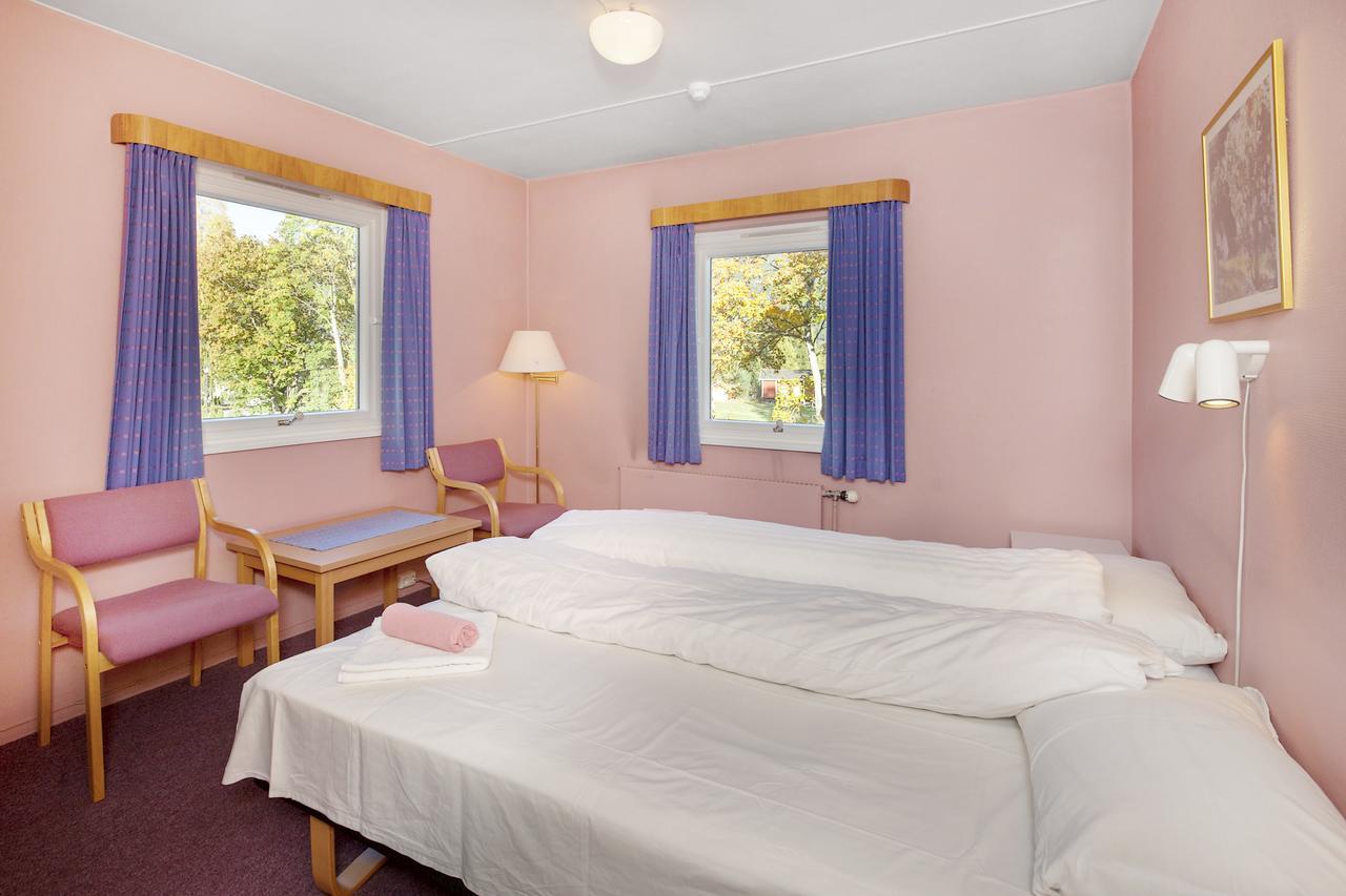 Thoen Hotel Несбиен Экстерьер фото