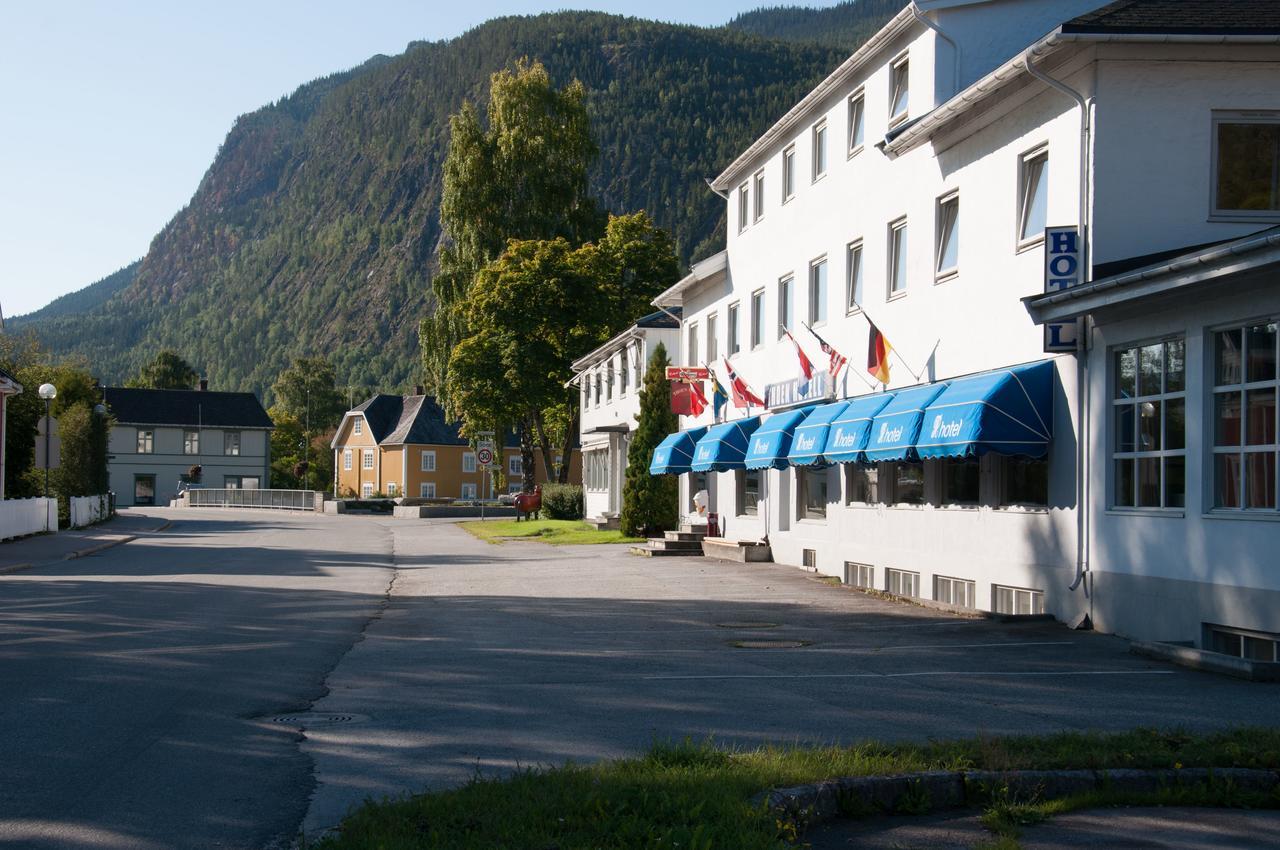 Thoen Hotel Несбиен Экстерьер фото